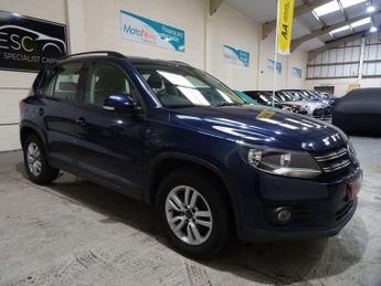 Volkswagen Tiguan 2.0 TSI SE SUV 5dr Petrol DSG 4WD Euro 5 (180 ps)