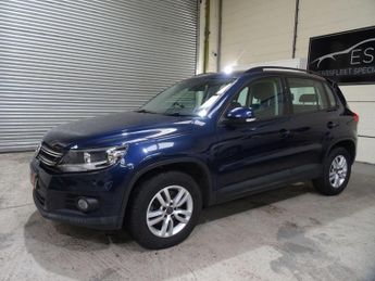 Volkswagen Tiguan 2.0 TSI SE SUV 5dr Petrol DSG 4WD Euro 5 (180 ps)