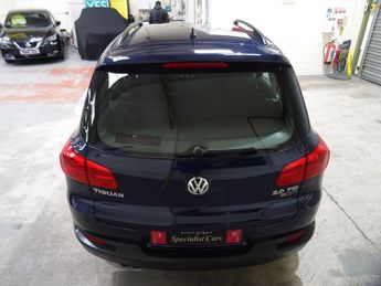 Volkswagen Tiguan 2.0 TSI SE SUV 5dr Petrol DSG 4WD Euro 5 (180 ps)