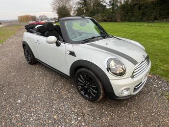MINI Convertible 1.6 Cooper Soho Convertible 2dr Petrol Manual Euro 5 (s/s) (122 
