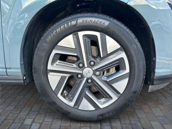 Hyundai Kona 64kWh Ultimate 5dr Automatic