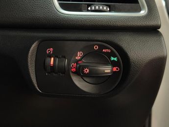 Audi Q3 2.0 TFSI SE SUV 5dr Petrol S Tronic quattro Euro 6 (s/s) (180 ps