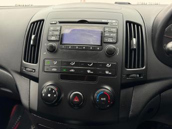 Hyundai i30 1.6 CRDi Comfort Auto Euro 4 5dr