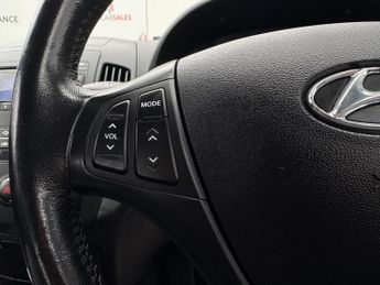 Hyundai i30 1.6 CRDi Comfort Auto Euro 4 5dr