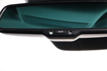 MG MG5 61.1kWh Exclusive Long Range Auto 5dr