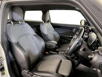 MINI Electric Hatch Cooper SE 32.6kWh Level 2 Hatchback 3dr Electric Auto (184 ps)