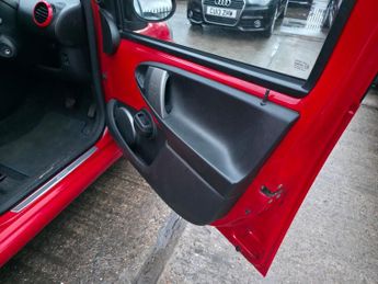 Toyota AYGO 1.0 VVT-i Move MultiMode Euro 5 5dr