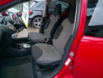 Toyota AYGO 1.0 VVT-i Move MultiMode Euro 5 5dr