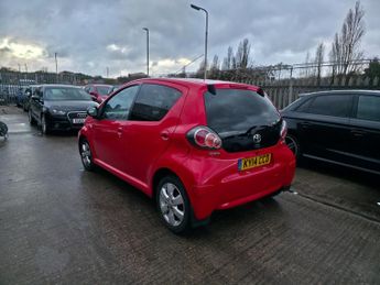 Toyota AYGO 1.0 VVT-i Move MultiMode Euro 5 5dr