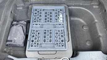 Mercedes-Benz E Class 2.0 E220d SE Saloon 4dr Diesel G-Tronic+ Euro 6 (s/s) (194 ps)