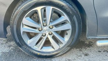 Peugeot Traveller 2.0 BlueHDi Allure Standard MPV EAT8 MWB Euro 6 (s/s) 5dr