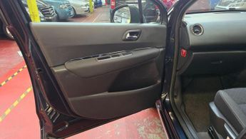 Peugeot 3008 1.6 Premium auto petrol ulez free
