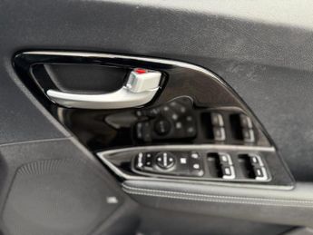 Kia Niro 1.6 GDi 8.9kWh 3 DCT Euro 6 (s/s) 5dr