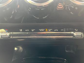 Mercedes-Benz A Class 1.5 A180d SE 7G-DCT Euro 6 (s/s) 5dr