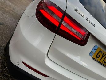 Mercedes-Benz GLC 2.0 GLC250 AMG Line (Premium) G-Tronic+ 4MATIC Euro 6 (s/s) 5dr