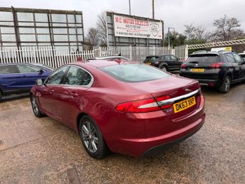 Jaguar XF 2.2d Luxury Auto Euro 5 (s/s) 4dr