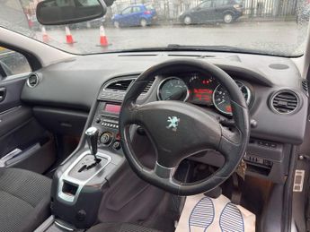 Peugeot 5008 2.0 HDi Exclusive Auto Euro 5 5dr