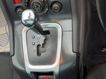 Peugeot 5008 2.0 HDi Exclusive Auto Euro 5 5dr