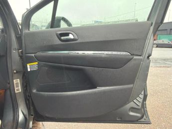 Peugeot 5008 2.0 HDi Exclusive Auto Euro 5 5dr