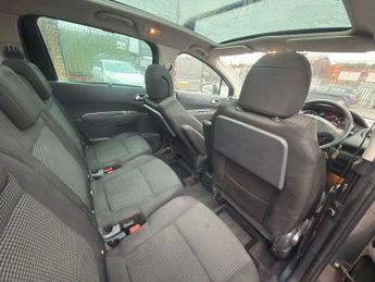 Peugeot 5008 2.0 HDi Exclusive Auto Euro 5 5dr