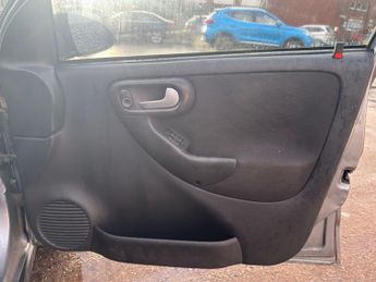 Vauxhall Corsa 1.2i 16v Design 5dr (a/c)