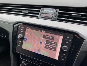 Volkswagen Passat 2.0 TSI SEL DSG Euro 6 (s/s) 4dr