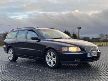 Volvo V70 2.4 SE 5dr