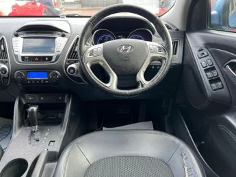 Hyundai ix35 2.0 CRDi Premium Auto 4WD Euro 5 5dr