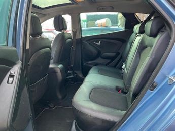 Hyundai ix35 2.0 CRDi Premium Auto 4WD Euro 5 5dr