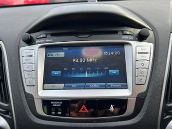 Hyundai ix35 2.0 CRDi Premium Auto 4WD Euro 5 5dr