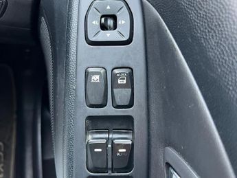Hyundai ix35 2.0 CRDi Premium Auto 4WD Euro 5 5dr