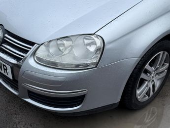 Volkswagen Jetta 2.0 TDI SE DSG Euro 4 4dr