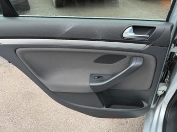Volkswagen Jetta 2.0 TDI SE DSG Euro 4 4dr