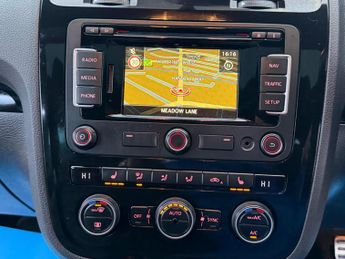 Volkswagen Scirocco 2.0 TDI BlueMotion Tech R-Line Hatchback 3dr Diesel DSG Euro 6 (