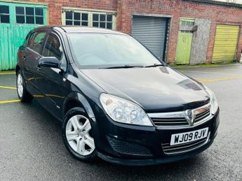 Vauxhall Astra 1.8i 16v Club 5dr