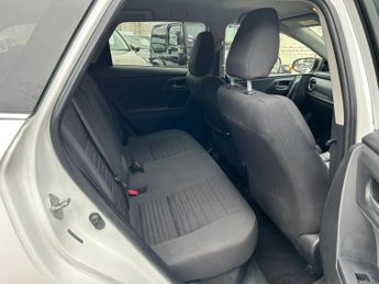 Toyota Auris 1.8 VVT-h Design Touring Sports CVT Euro 6 (s/s) 5dr