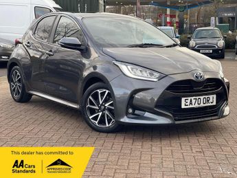 Toyota Yaris 1.5 VVT-h Design Hatchback 5dr Petrol Hybrid E-CVT Euro 6 (s/s) 