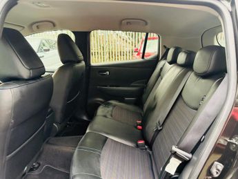 Nissan Leaf 40kWh N-Connecta Auto 5dr