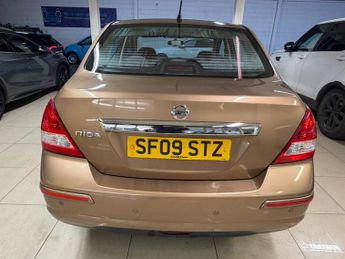 Nissan Tiida 