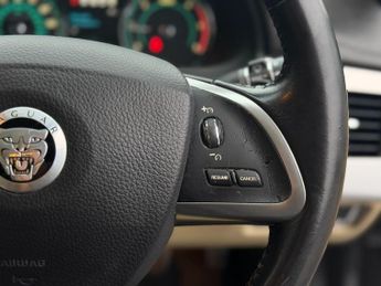 Jaguar XF 3.0d V6 Luxury Auto Euro 5 4dr