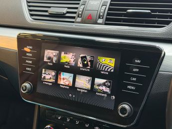 Skoda Superb 1.4 TSI iV 13kWh SE Technology DSG Euro 6 (s/s) 5dr