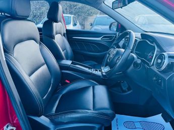 MG MG ZS 44.5kWh Exclusive Auto 5dr