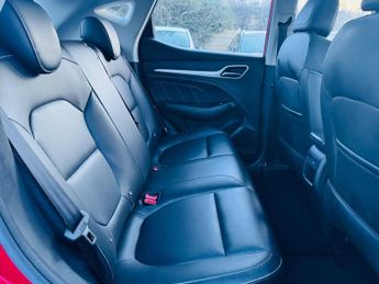 MG MG ZS 44.5kWh Exclusive Auto 5dr