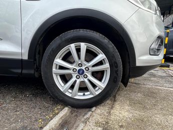 Ford Kuga 2.0 TDCi EcoBlue Zetec Powershift AWD Euro 6 (s/s) 5dr