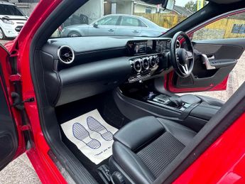 Mercedes-Benz A Class 1.5 A180d Sport 7G-DCT Euro 6 (s/s) 5dr