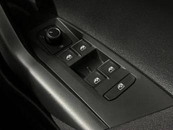 Volkswagen Polo 1.0 TSI SEL DSG Euro 6 (s/s) 5dr