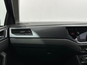 Volkswagen Polo 1.0 TSI SEL DSG Euro 6 (s/s) 5dr