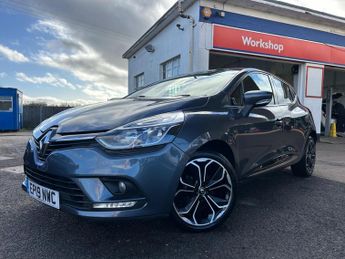 Renault Clio 0.9 TCe Iconic Euro 6 (s/s) 5dr