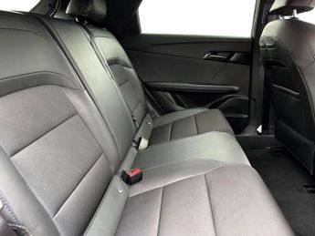 MG MG4 64kWh Trophy Long Range Auto 5dr