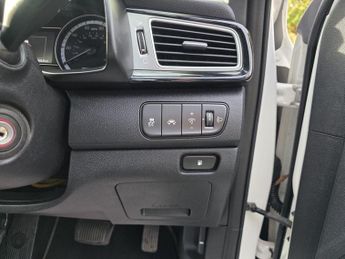 Kia Niro 1.6h GDi 3 DCT Euro 6 (s/s) 5dr